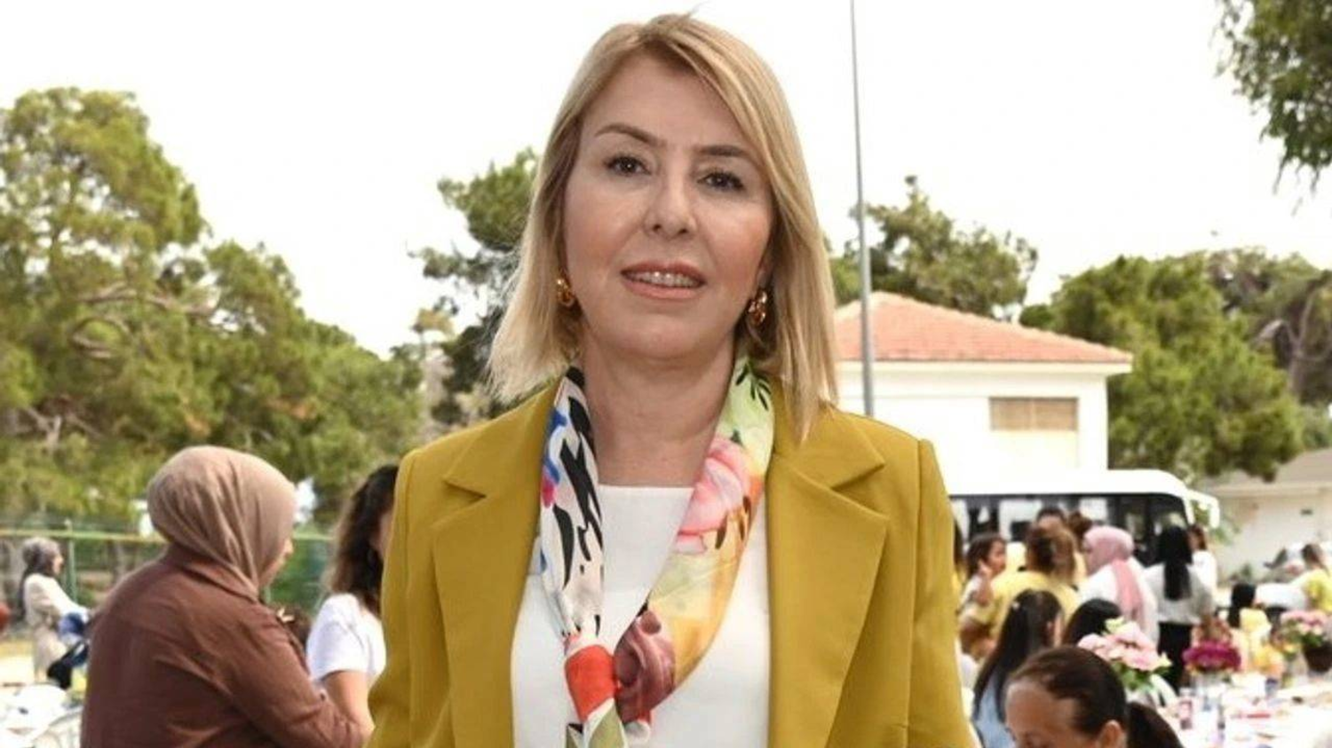 Gülsüm Özer, görevinden ve CHP'den istifa etti